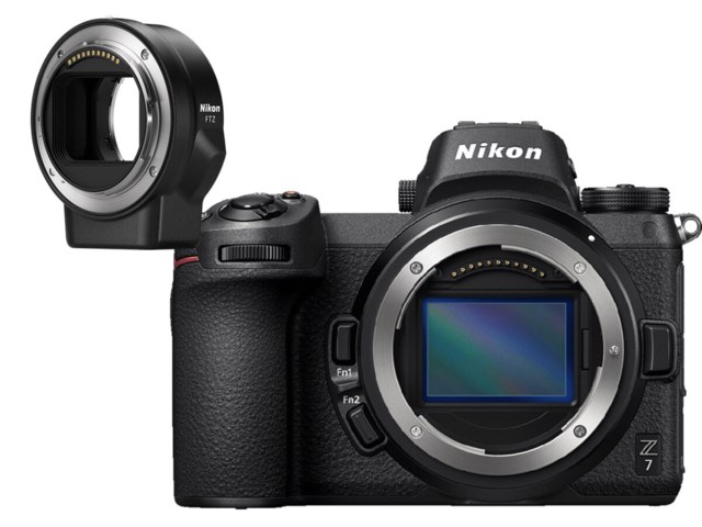 Nikon Z7 Kamerahus med FTZ Adapter