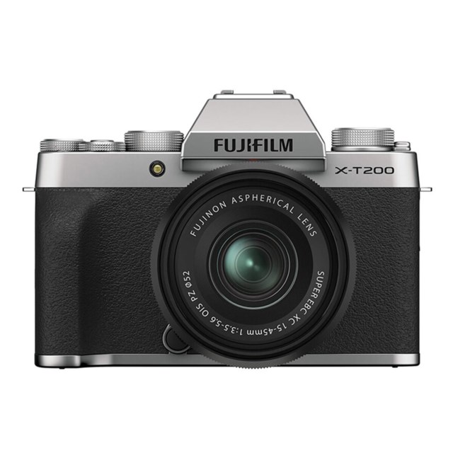 Fujifilm X-T200 Silver + XC 15-45mm f/3,5-5,6 OIS PZ