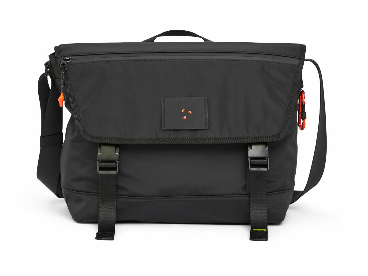 sp.tech Messenger Bag | Photo